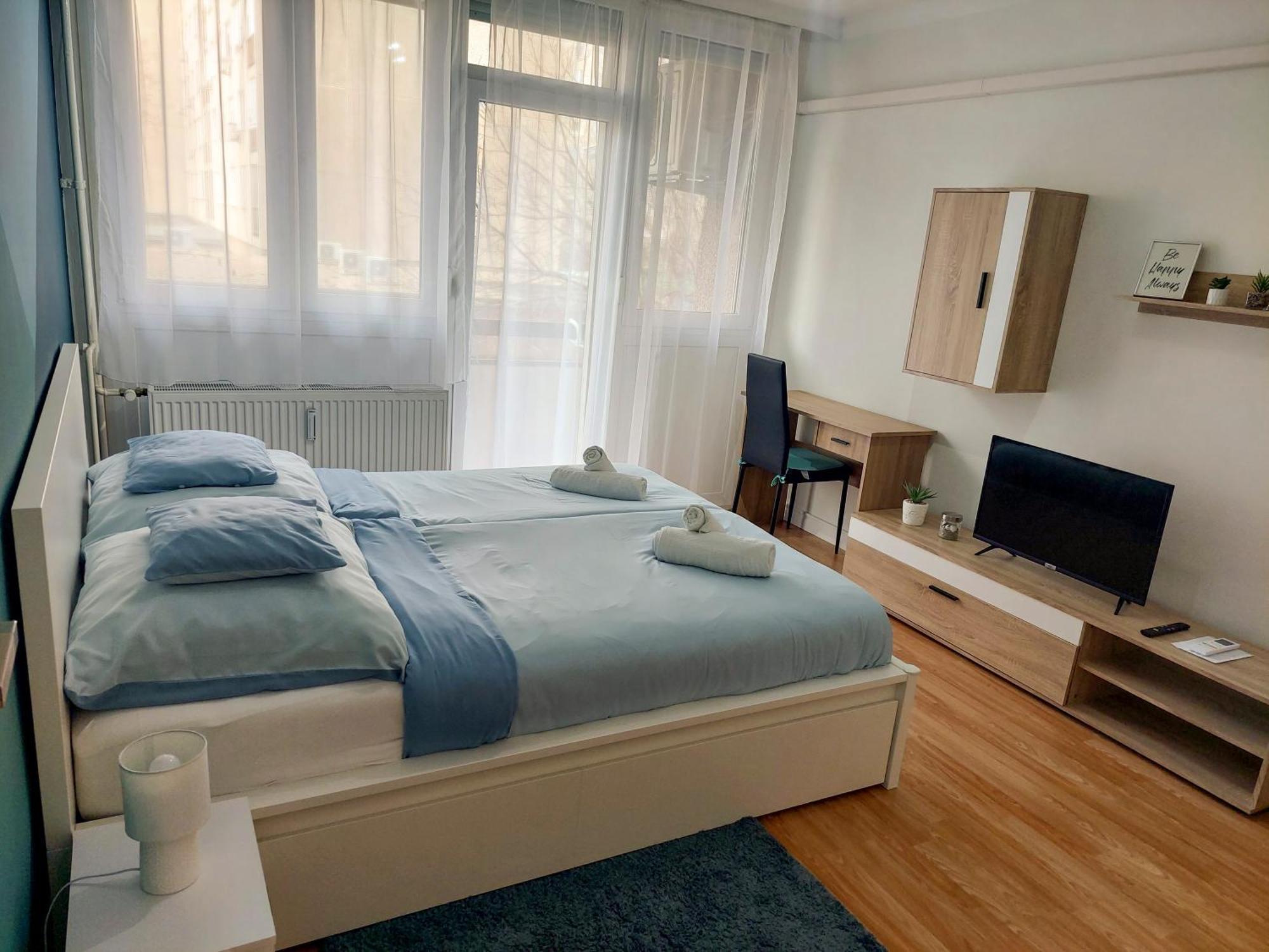 Aweshome City Apartment - 3 Bedrooms And Free Parking Debrecín Exteriér fotografie